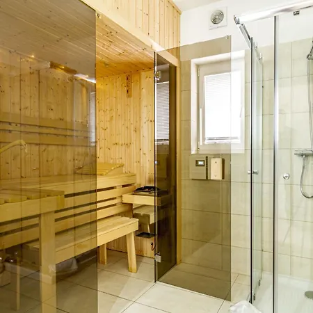 בית נופש Holiday Lakeside Village 18 - - Sauna By Interhome *